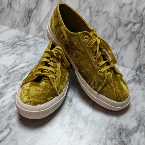 superga velvet green